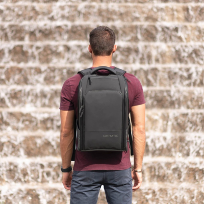Nomadic backpack vs peak design