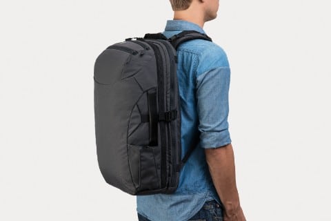 minaal digital nomad backpack